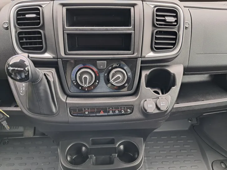 Fahrzeugbild VanTourer 630 L Fiat 140 PS SIE SPAREN 18.213  #27