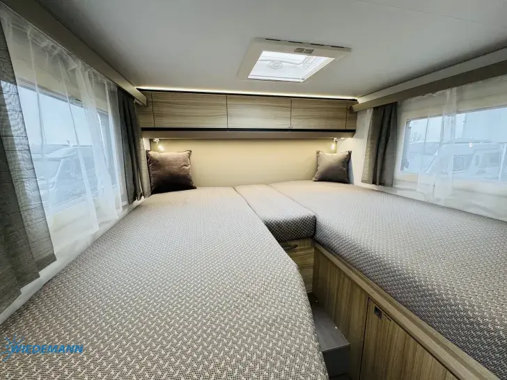 Betten Adria Compact SL *ACC * HB el. * LED * ZV*