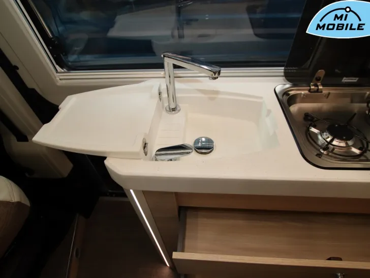 Fahrzeugbild Eura Mobil Van 595 HB #10