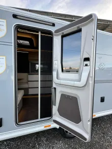 Fahrzeugbild Knaus Azur 500 FU #9