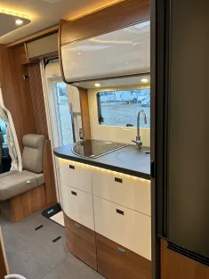Bild 14 Carthago C1-tourer T 143 KB LE comfort