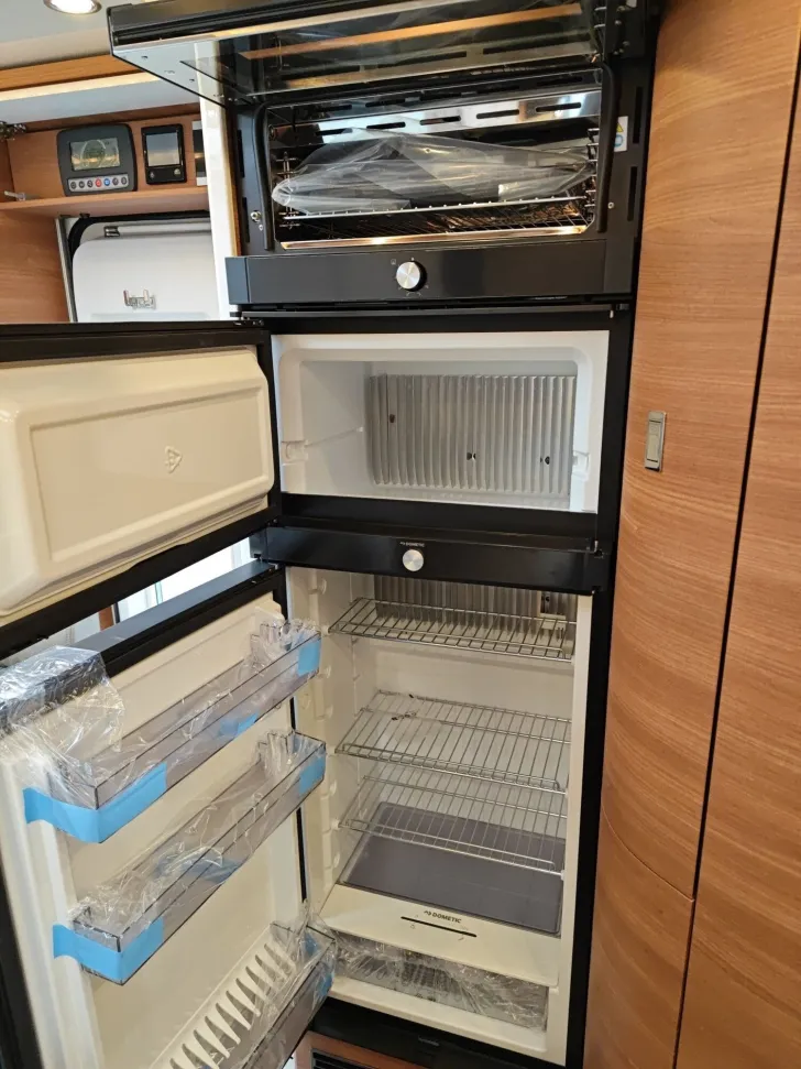 Fahrzeugbild Carthago chic c-line T 4.9 LE Sie Sparen 14.760,- #15