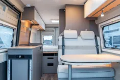 Bild 11 LMC Innovan 600 *Mj.25*Querbett*FIAT*