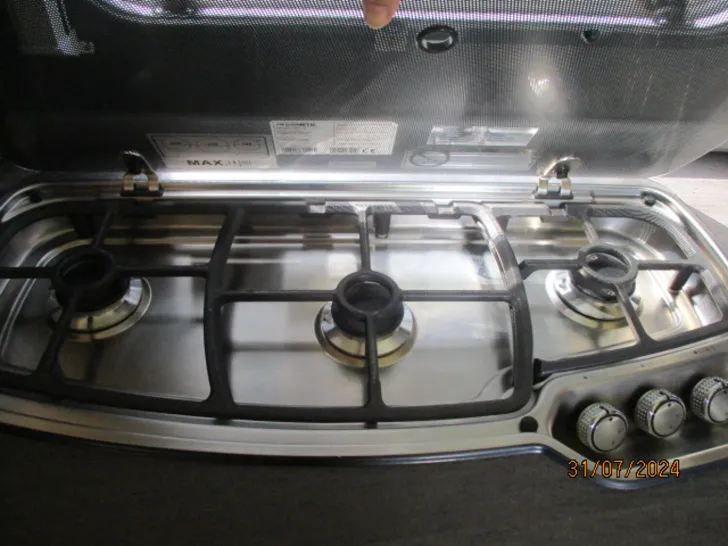 Fahrzeugbild Knaus Sky Wave 650 MF #16