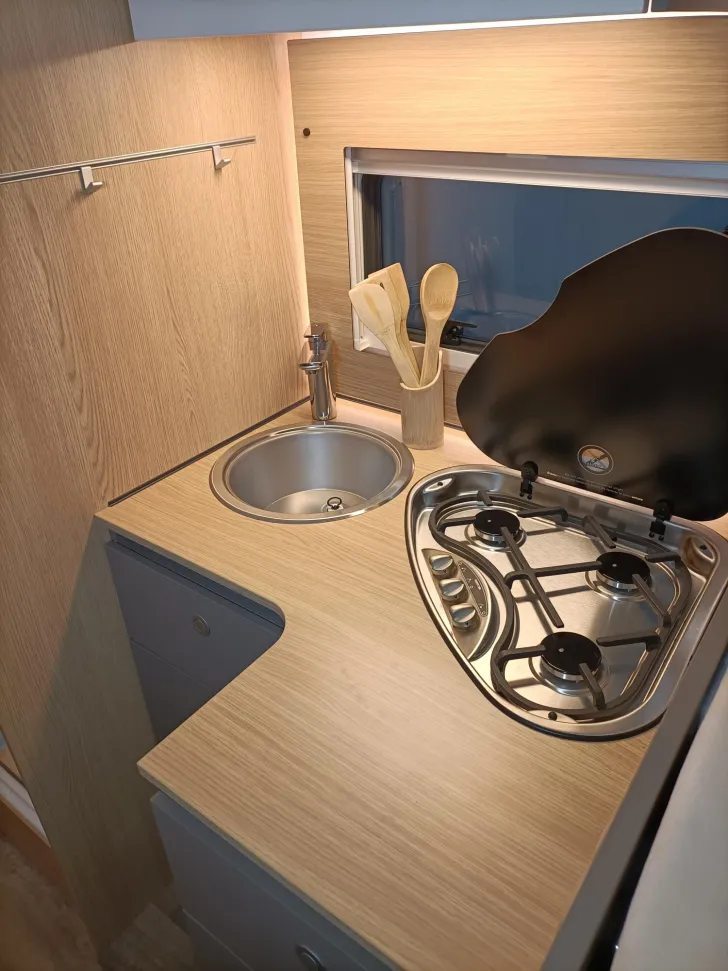 Fahrzeugbild LMC Tourer Lift H 730 G AHK, RF, SAT, Dachklima #10