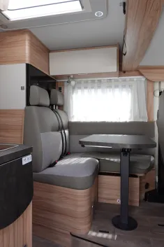 Bild 9 Hymer Exsis-i Pure 580 Exsis I 580 3,5t los fahren!
