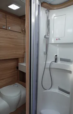 Bild 17 Hymer Exsis-i Pure 580 Exsis I 580 3,5t los fahren!