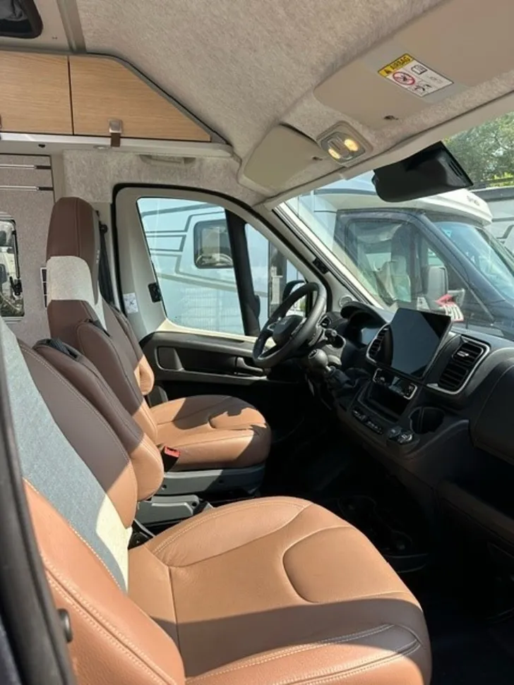 Fahrzeugbild Hymer Yosemite Fiat Schlafdach/3,5t #9