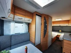 Bild 9 Dethleffs Camper 460 EL Verfüg./Sparen Sie 2.900,- €