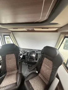 Fahrzeugbild Knaus Sun I 700 LEG HY4 Stützen, Wechselrichter #12