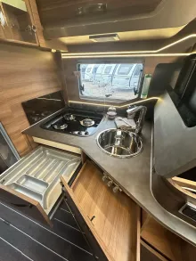 Fahrzeugbild Knaus Sun I 700 LEG HY4 Stützen, Wechselrichter #20