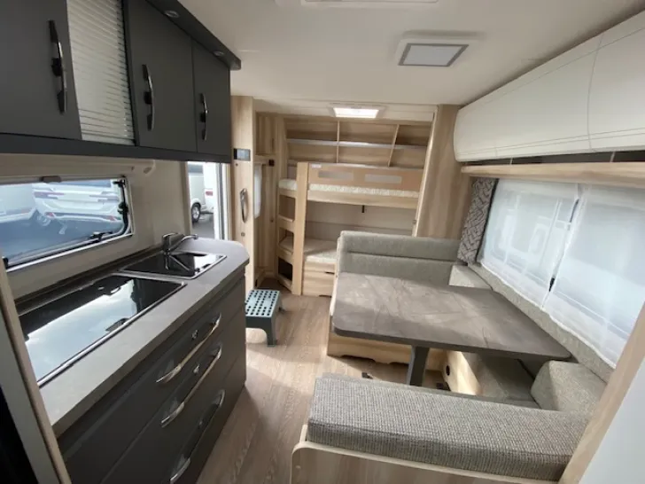 Fahrzeugbild Hobby De Luxe 540 KMFe #10