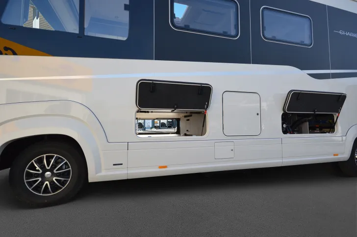 Fahrzeugbild Concorde Charisma 910 LSI #10