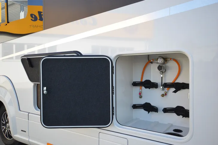 Fahrzeugbild Concorde Charisma 910 LSI #12