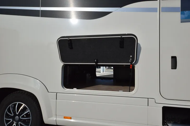 Fahrzeugbild Concorde Charisma 910 LSI #16