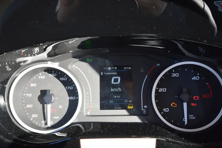 Fahrzeugbild Concorde Charisma 910 LSI #23