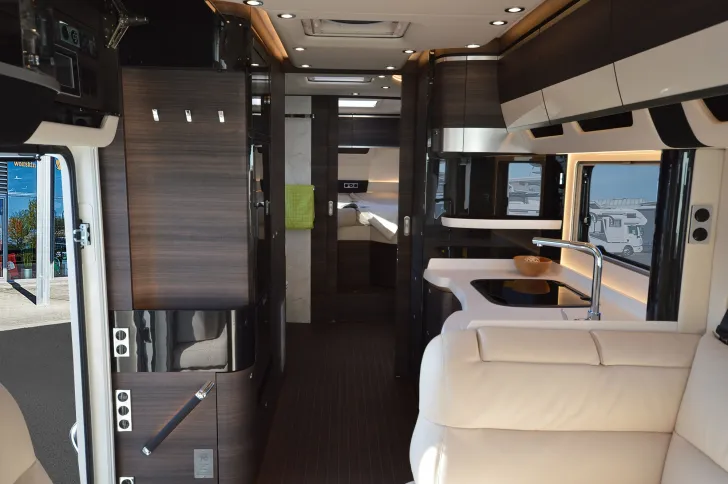 Fahrzeugbild Concorde Charisma 910 LSI #30