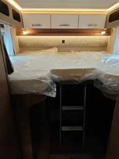 Bild 17 Weinsberg CaraCompact Suite MB EDITION PEPPER 640 MEG