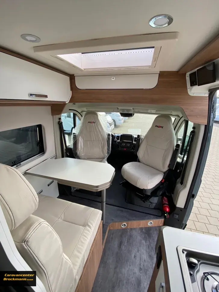 Fahrzeugbild Pilote Van V600G Offroad-Style spare 15000€ #15