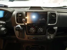 Bild 7 Knaus L!VE TI 650 MEG Platinum Selection Automatik /Tür mit Fenster &ZV