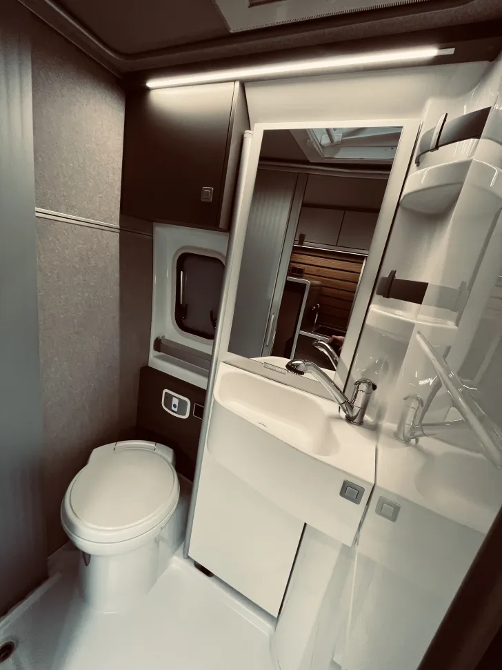 Fahrzeugbild Hymer Camper Van Yellowstone #16