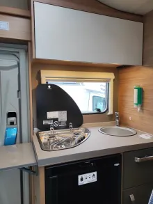 Fahrzeugbild Weinsberg CaraHome 550 MG !! Sie sparen 14.932,- !! #13