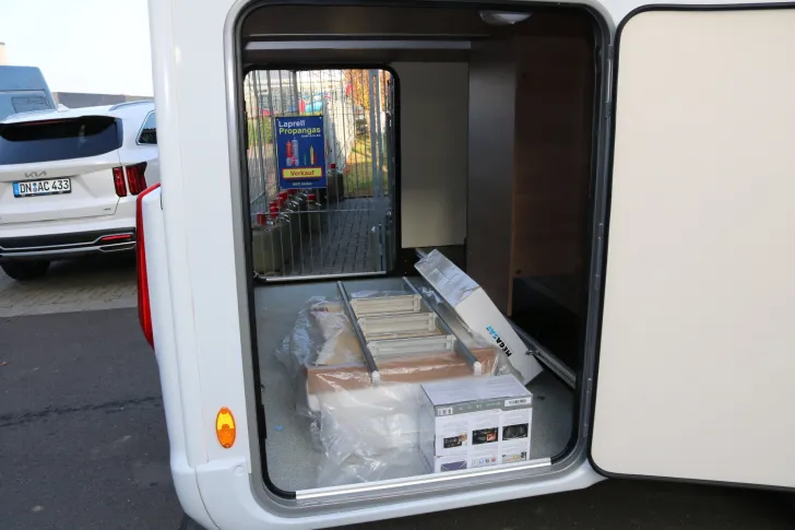 Fahrzeugbild Bürstner Lyseo TD 728 G Hubbett+Markise+Kamera #5