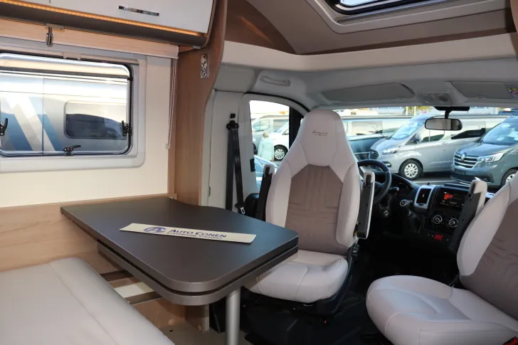 Fahrzeugbild Bürstner Lyseo TD 728 G Hubbett+Markise+Kamera #13