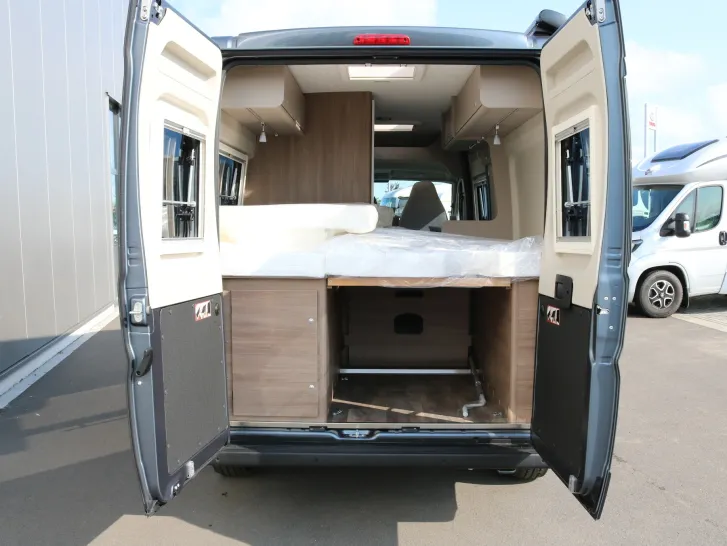 Fahrzeugbild Carado Camper Van CV 600 pro AT6G+Ausstelldach+Kamera #5