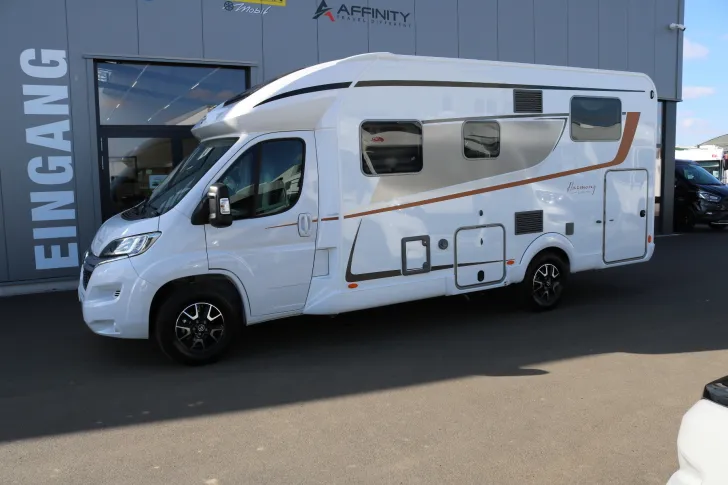 Fahrzeugbild Bürstner Lyseo TD 690 G Harmony+Hubbett+Sunroof+Kamera #5