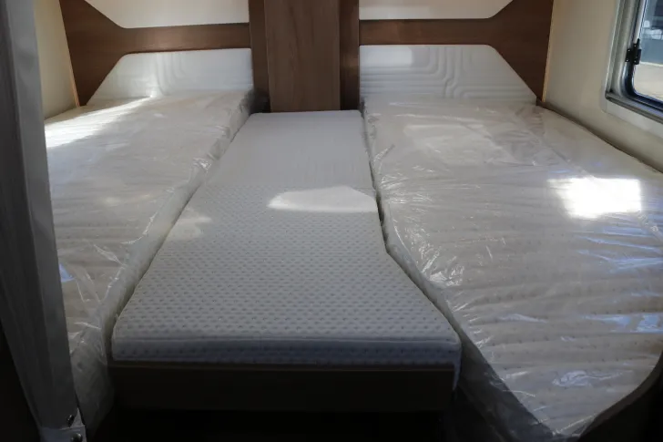 Fahrzeugbild Bürstner Lyseo TD 690 G Harmony+Hubbett+Sunroof+Kamera #13