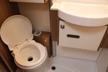 Fahrzeugbild Bürstner Lyseo TD 690 G+el. Hubbett+Harmony Pak. #5