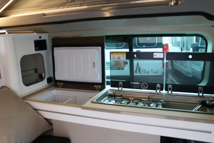 Fahrzeugbild Bürstner Playa C 500 AT6G+AHK+Multimedia #7