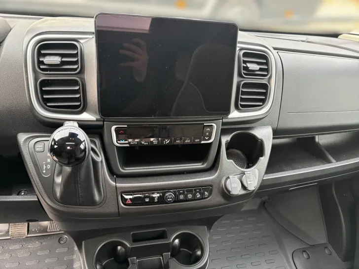 Fahrzeugbild Malibu Van charming GT skyview 640 LE K Vorteil 15000 #9