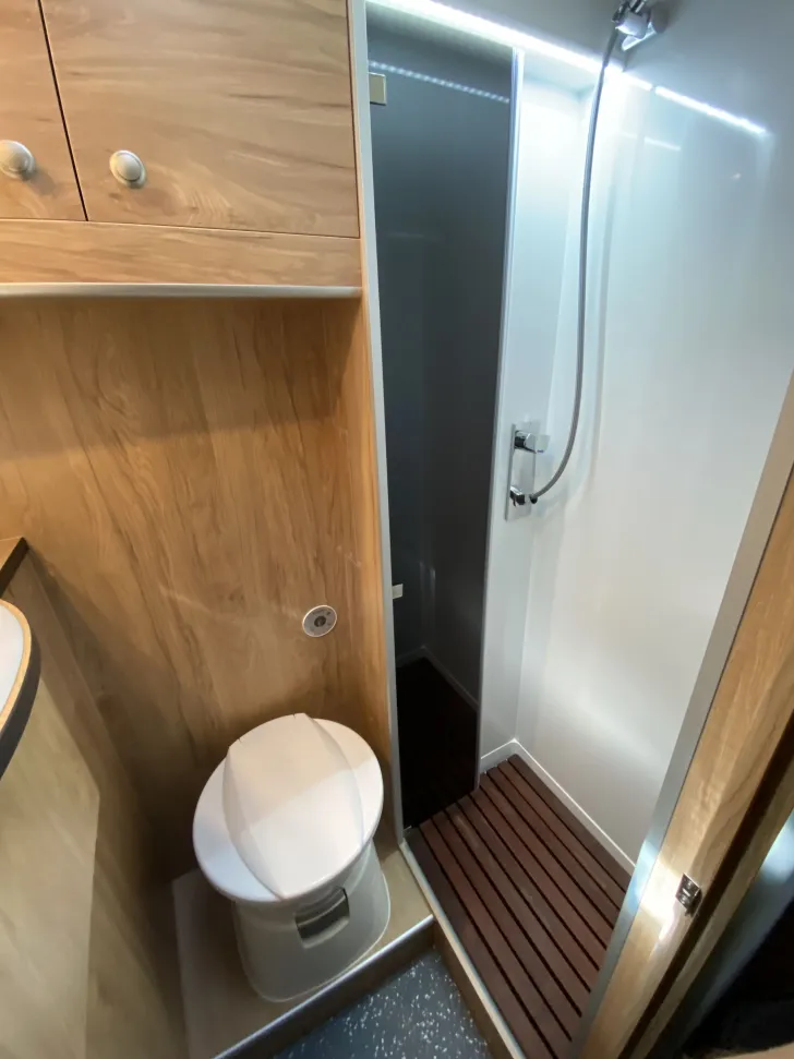 Fahrzeugbild Globe-Traveller Voyager Z #11