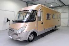 Fahrzeugbild Hymer S 800/Automatik/Festbett+Hubbett/Klima/Solar/AHK #4