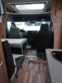 Fahrzeugbild Weinsberg CaraCompact 640 MEG EDITION [PEPPER] Mercedes Automatik #14