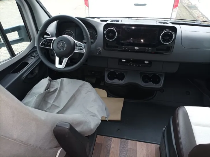 Fahrzeugbild Weinsberg CaraCompact 640 MEG EDITION [PEPPER] Mercedes Automatik #17