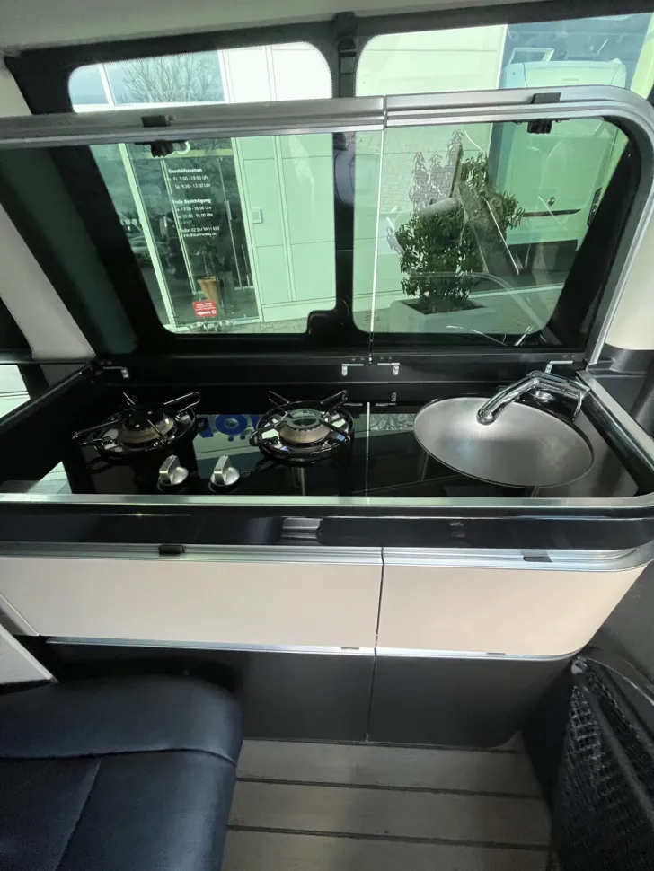 Fahrzeugbild Mercedes-Benz Marco Polo V 300 D #5