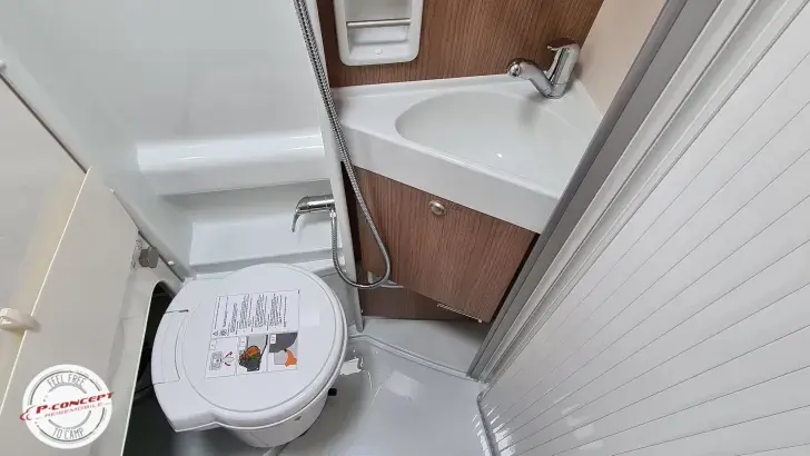 Fahrzeugbild Malibu Van Comfort 600 DB Listenpreis: 97.860€ #17