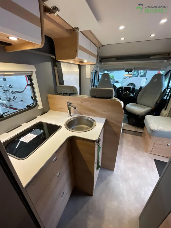 Fahrzeugbild Dethleffs Just camp T 6812 EB Tageszulassung / Hubbett #19