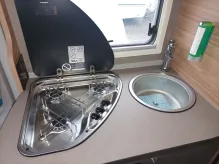 Fahrzeugbild Weinsberg CaraCompact EDITION PEPPER Suite 640 MEG Mercedes Automatik #15