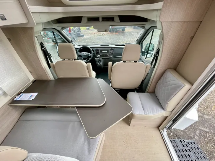 Fahrzeugbild Bürstner Lineo T 690 G #5