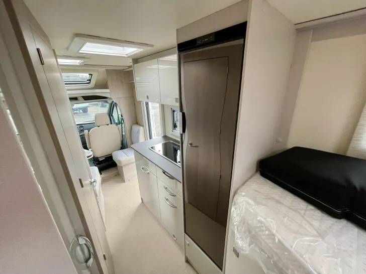Fahrzeugbild Bürstner Lineo T 690 G #14