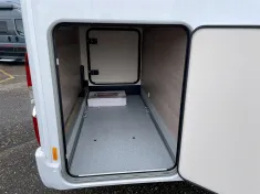 Bild 18 Bürstner Lineo T 690 G
