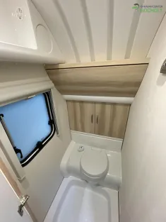 Bild 6 Hobby De Luxe 540 KMFe Inter Caravaning 1800 kg / Mover / Fahrradträger