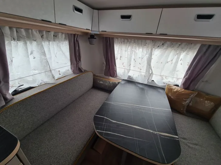 Fahrzeugbild Hymer Eriba Eriba Touring 560 Nugget Gold|Tageszul.|Komfort #5