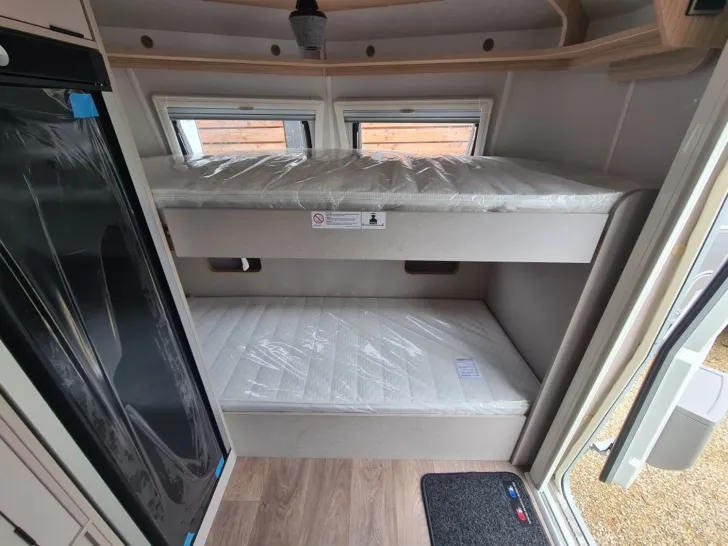 Fahrzeugbild Hymer Eriba Eriba Touring 560 Nugget Gold|Tageszul.|Komfort #7