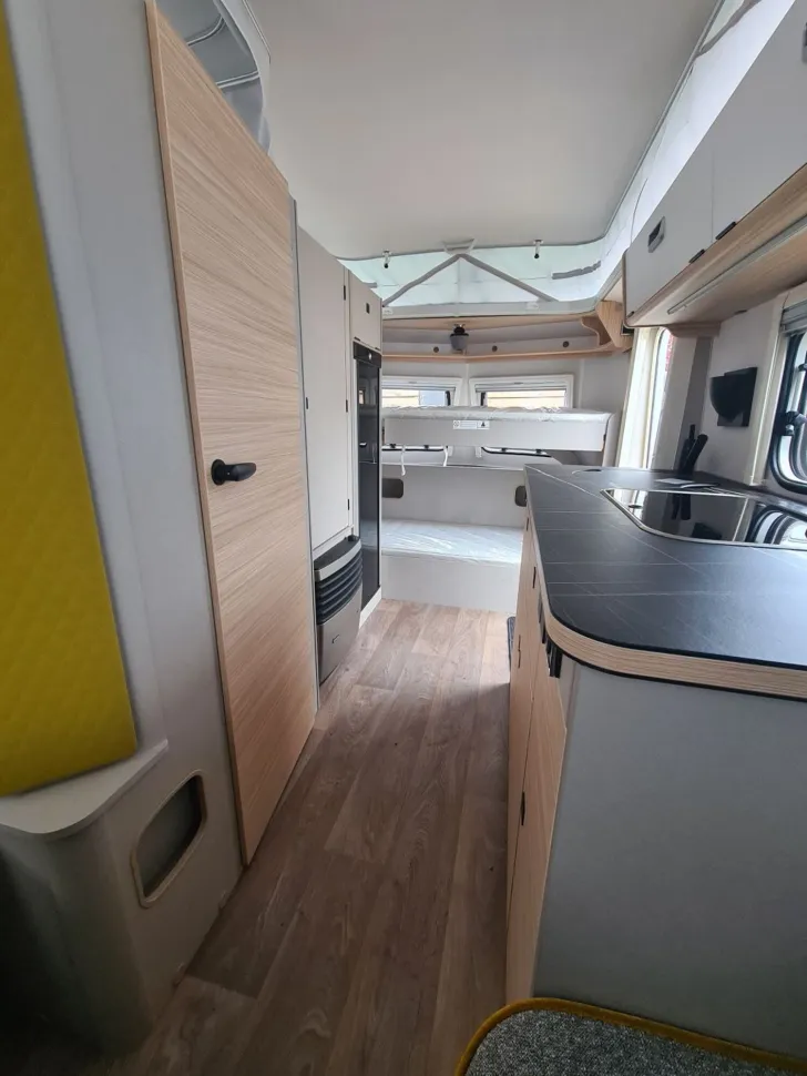 Fahrzeugbild Hymer Eriba Eriba Touring 560 Nugget Gold|Tageszul.|Komfort #14