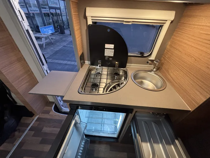 Fahrzeugbild Weinsberg CaraHome 550 MG #15